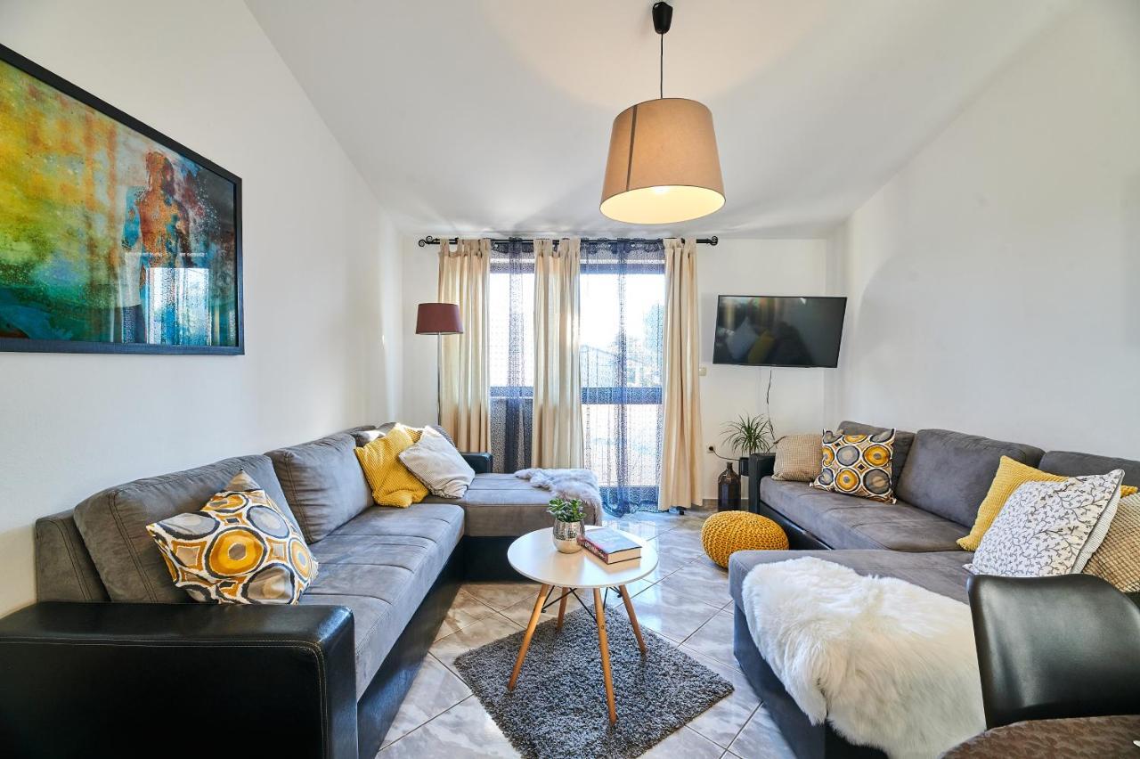 Apartments Noa อูมัค ภายนอก รูปภาพ